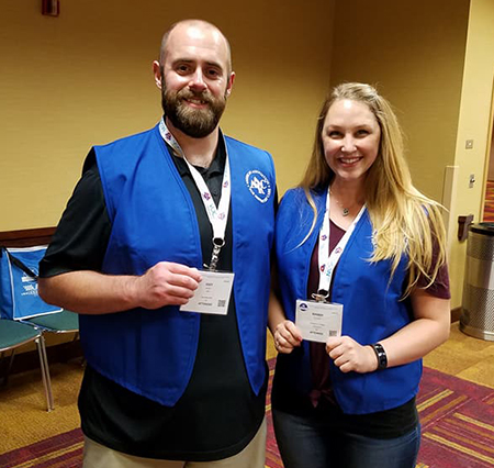 Joey Ariale Jr., RRT (left) and Mandy De Vries (right), both of South Carolina, volunteered together at AARC Congress 2017.