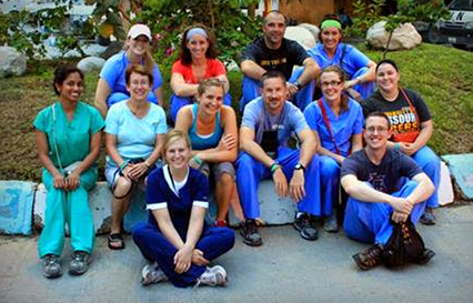 Kellie Carroll and fellow volunteers in Haiti