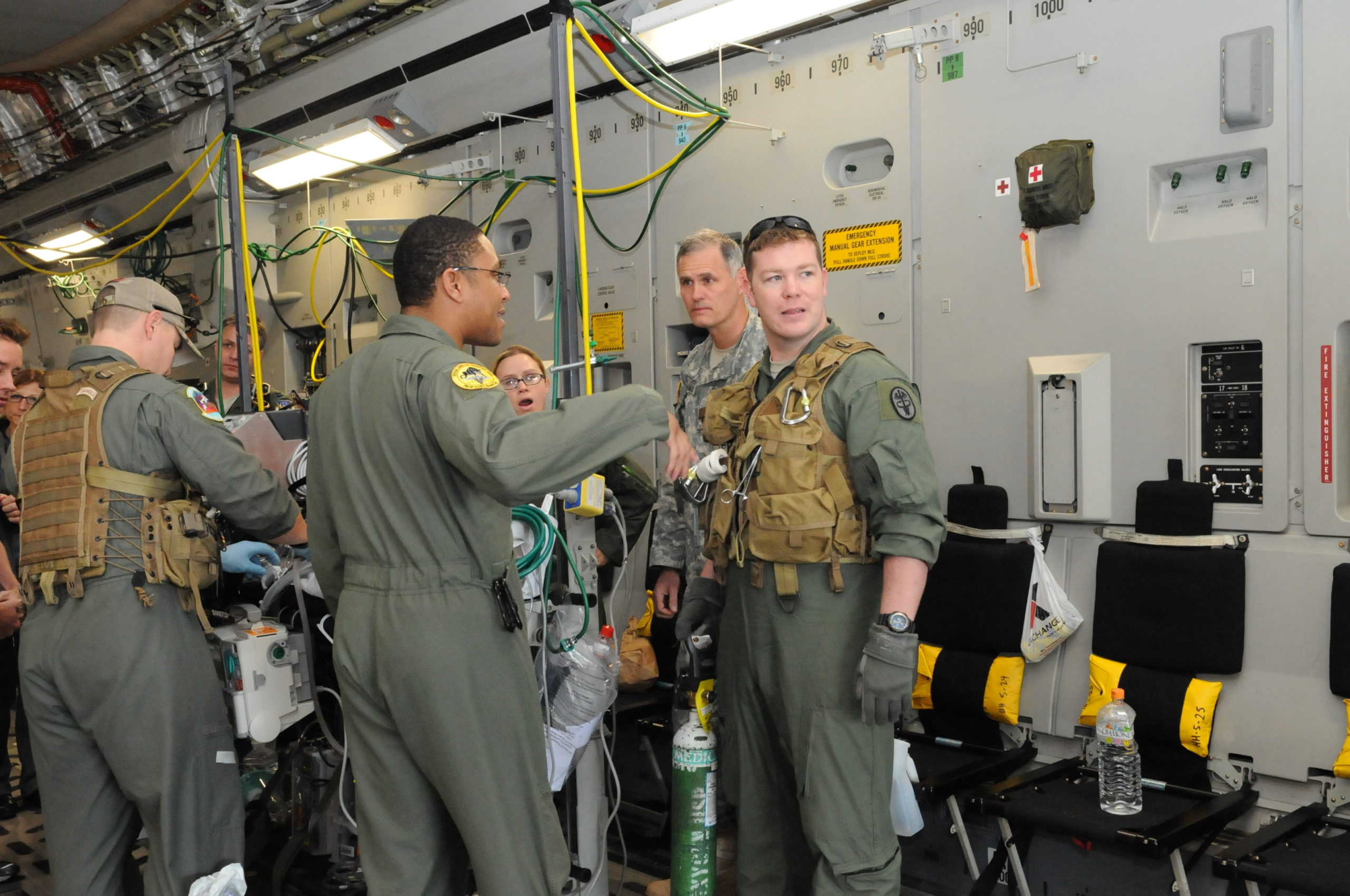 Image of Army soldiers on a plane