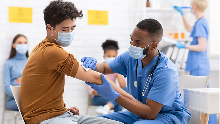 image of health care professional prepare to administer Vaccination 